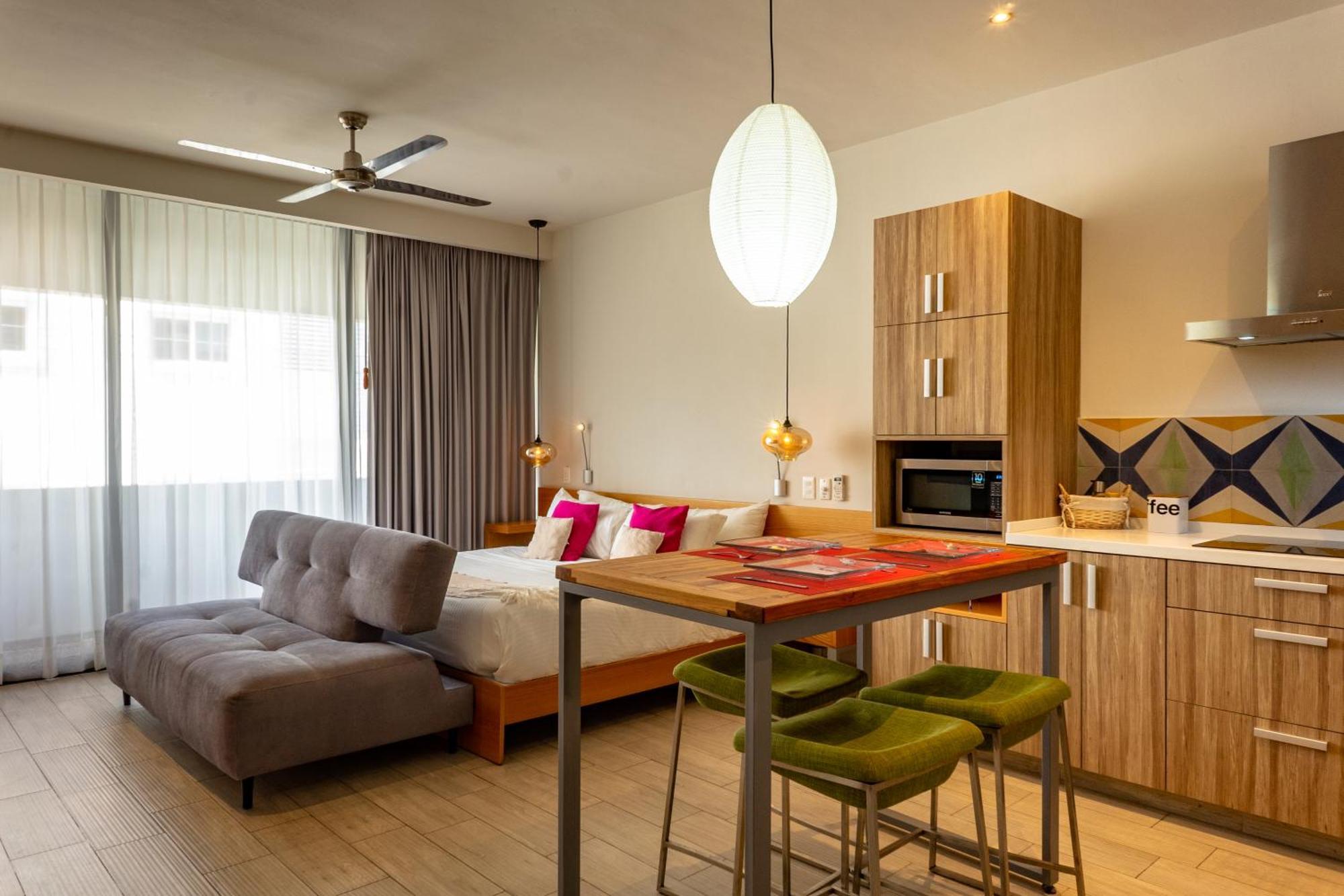 Opal Suites Apartments Плая дел Кармен Екстериор снимка